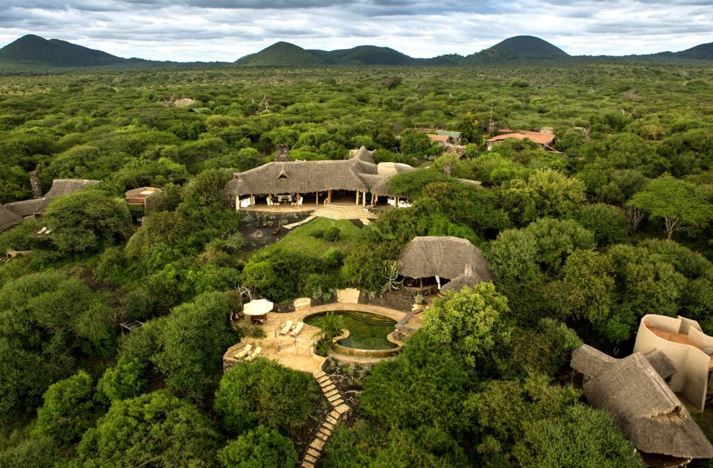 Ol Donyo Lodge (Chyulu Hills) Luxury Safari in Kenya