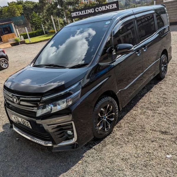 AIRPORT AND HOTEL TRANSFERS ANNEST KENYA SAFARIS