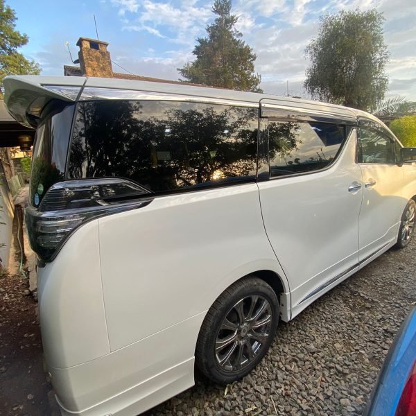 AIRPORT AND HOTEL TRANSFERS ANNEST KENYA SAFARIS